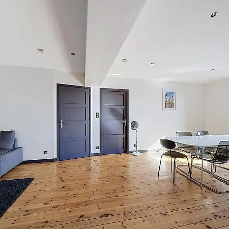 Apartment Superbe 2 83 Jean Jaures *